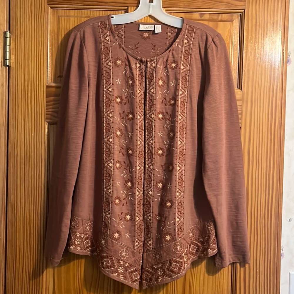 Logo by Lori Goldstein. Embroidered cardigan, size M